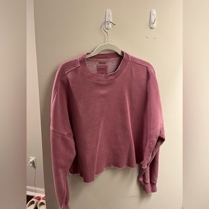 Pink Abercrombie & Fitch cropped sweatshirt